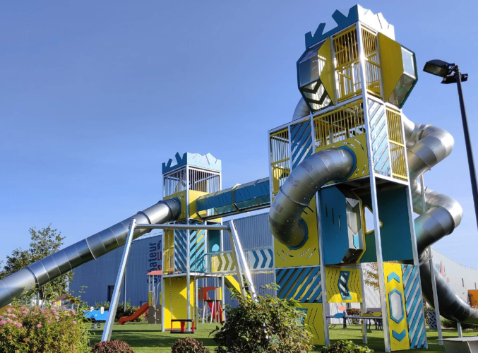 Neuer Spielplatz