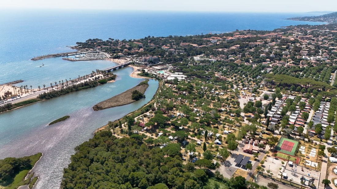 April in Saint-Aygulf: Der Campingplatz erwacht zum Leben