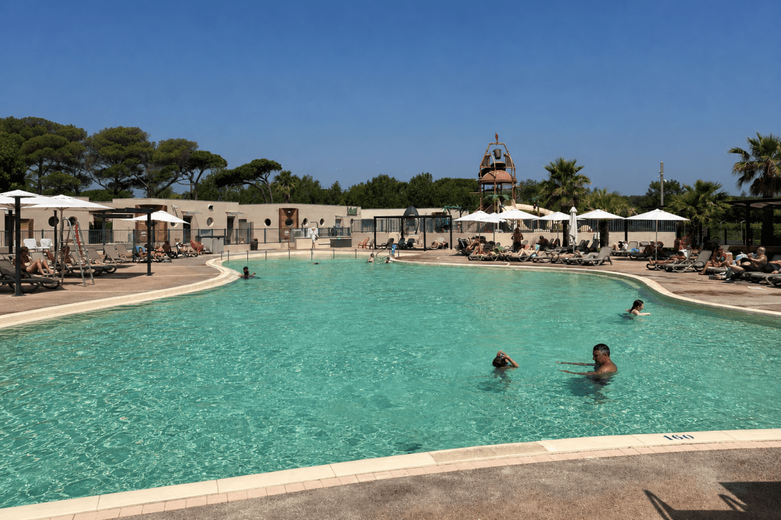 Juni auf dem Campingplatz Saint-Aygulf Plage: Die Sommersaison ist in vollem Gange