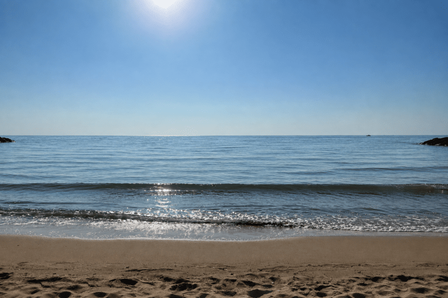Oktober auf dem Campingplatz Saint-Aygulf Plage: Herbst unter freiem Himmel